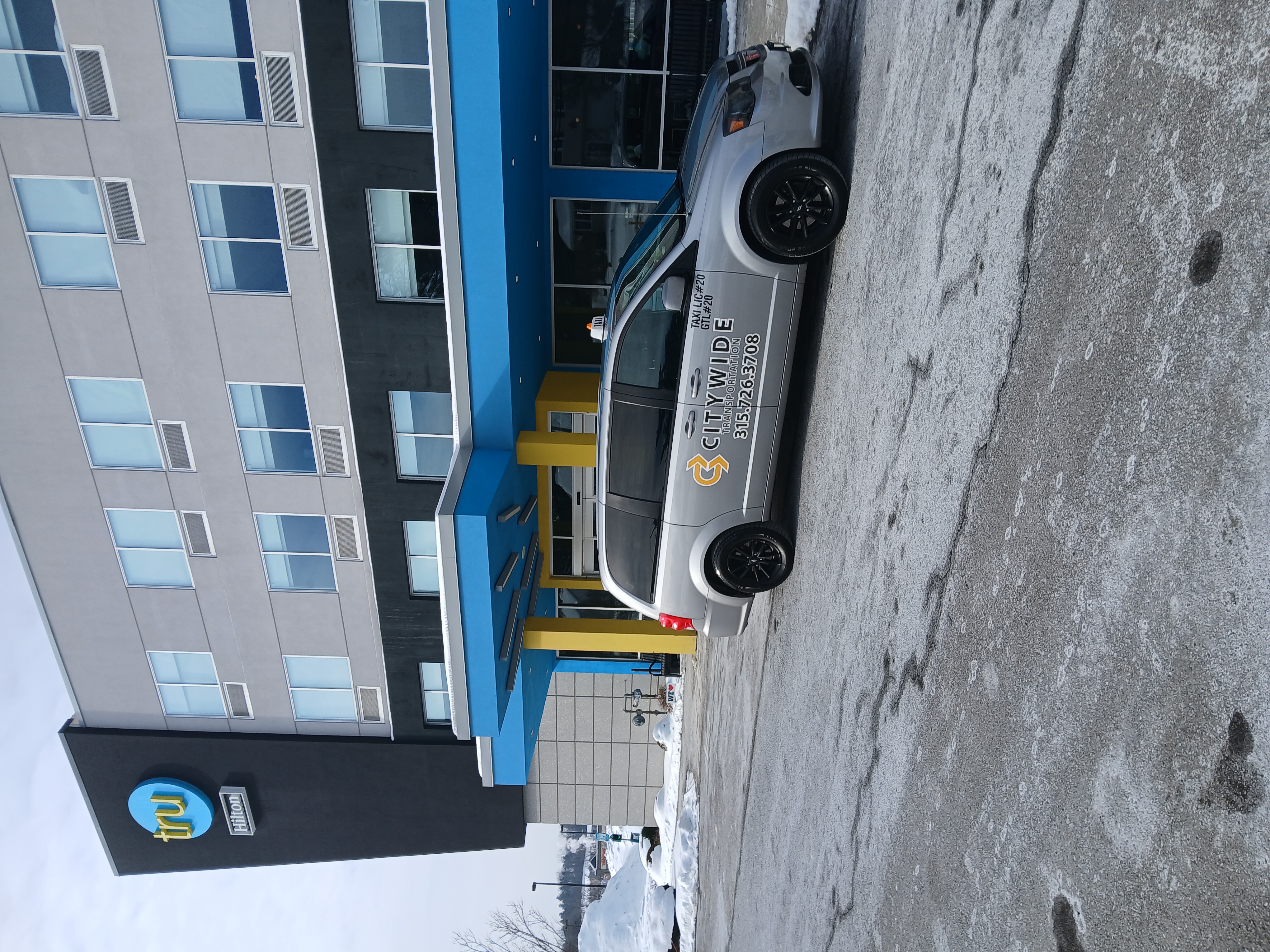 SUV photo
